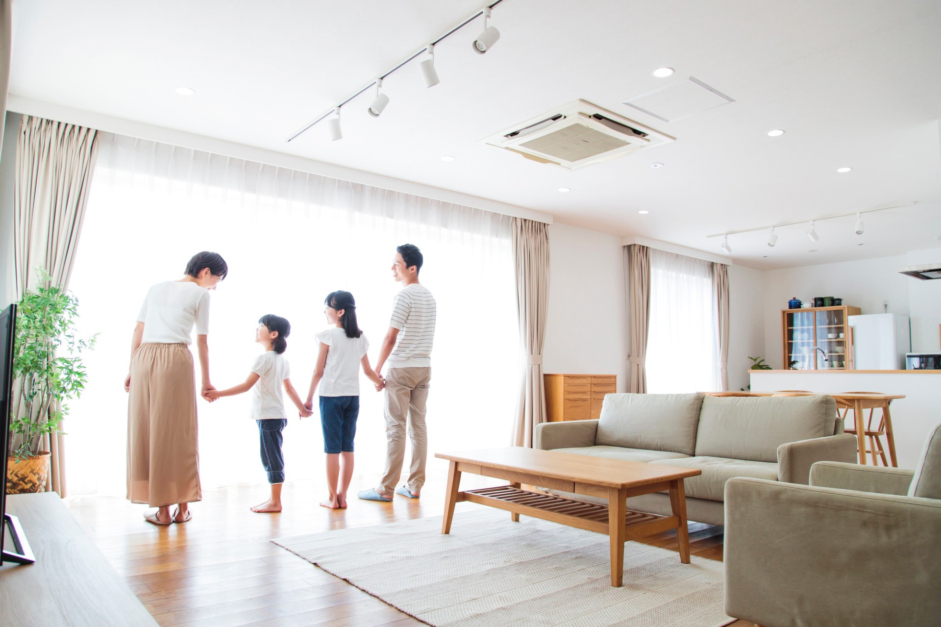 株式会社ウォッシュ