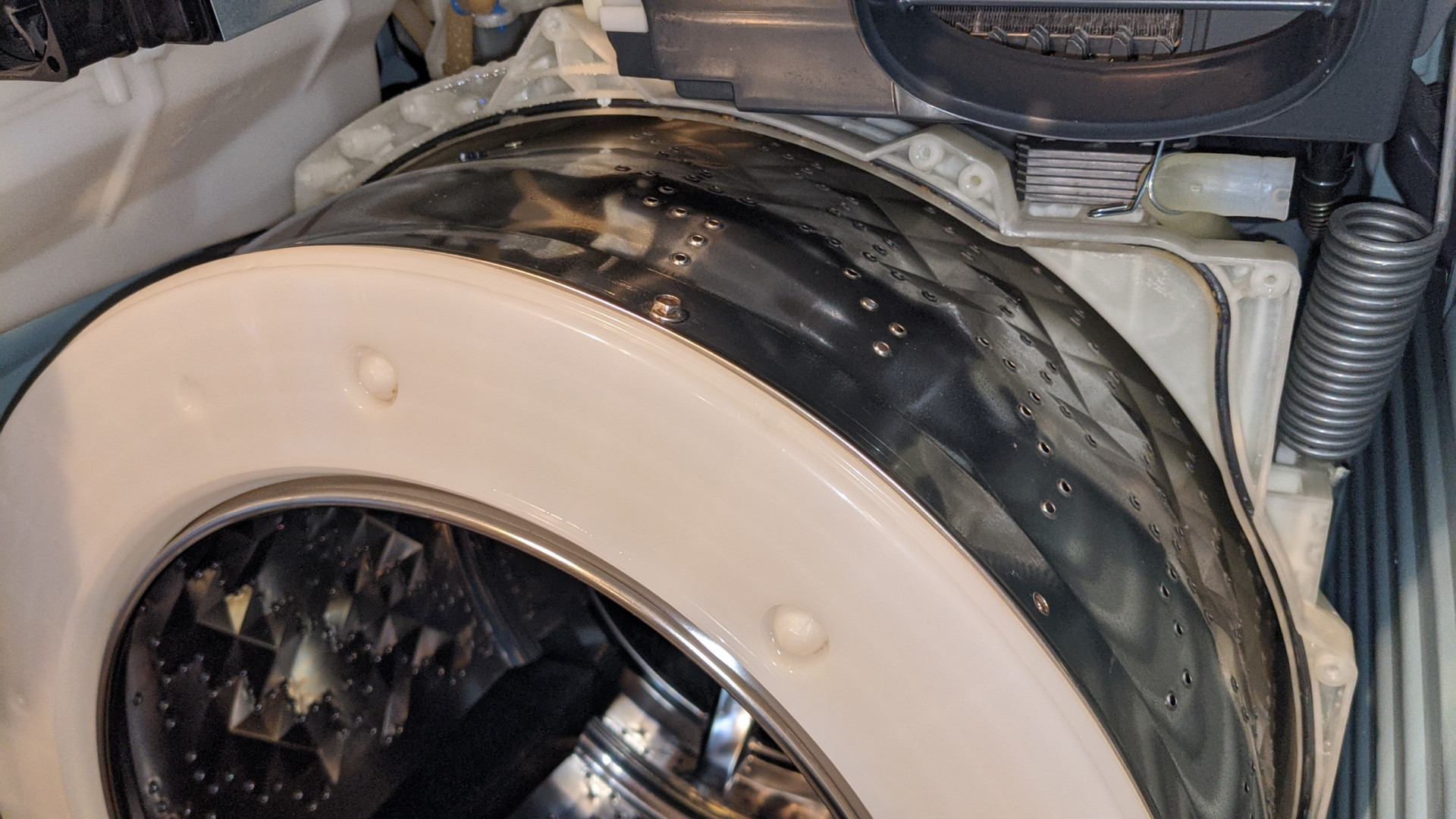 西宮市でドラム式洗濯機をしました