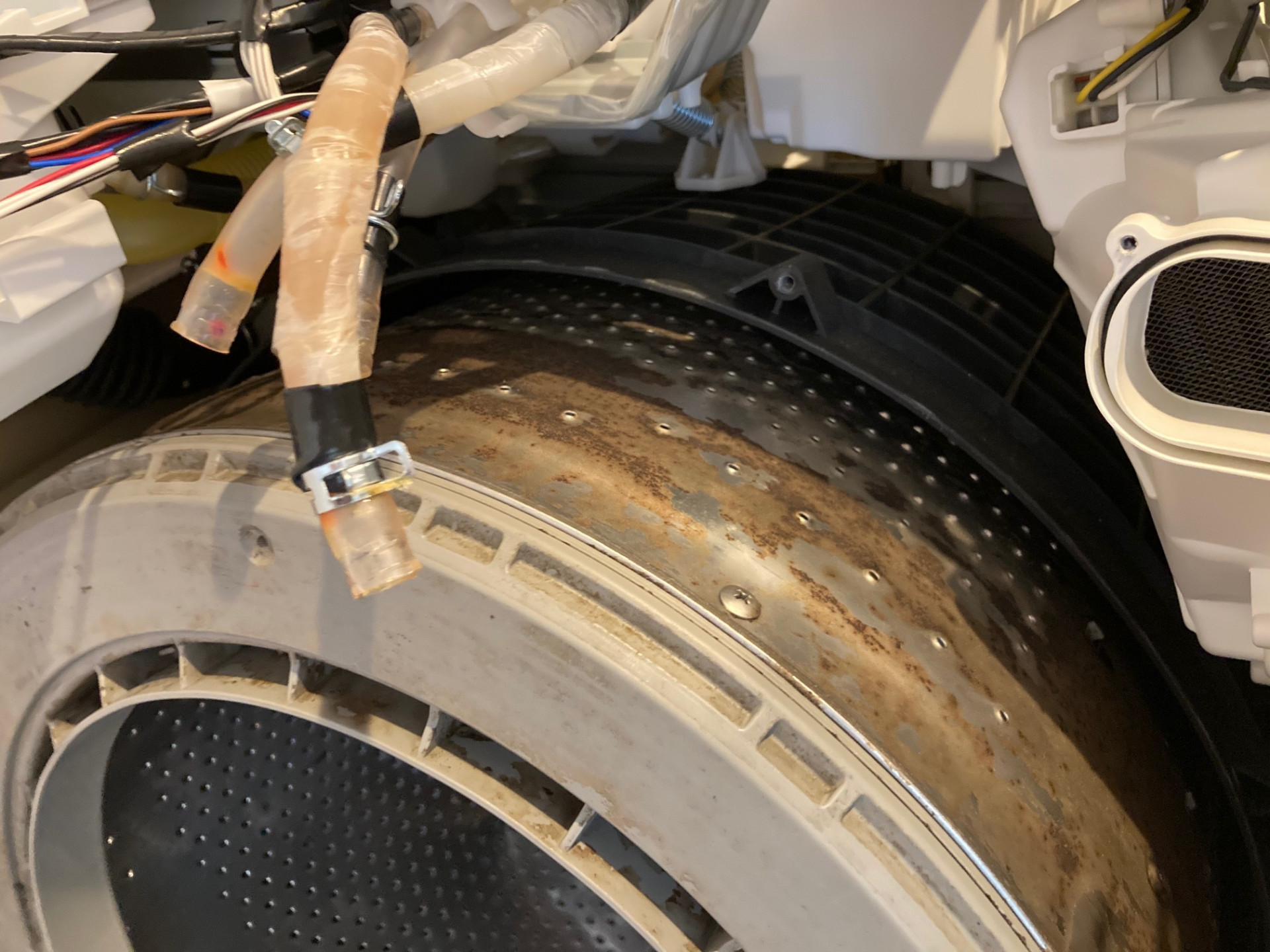 ドラム式洗濯機クリーニングを生駒市でしました